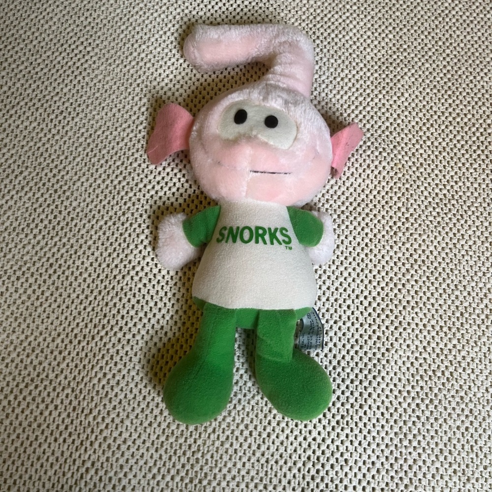 plush figure Casey 1984 vintage 
Wallace Toys 10 inches